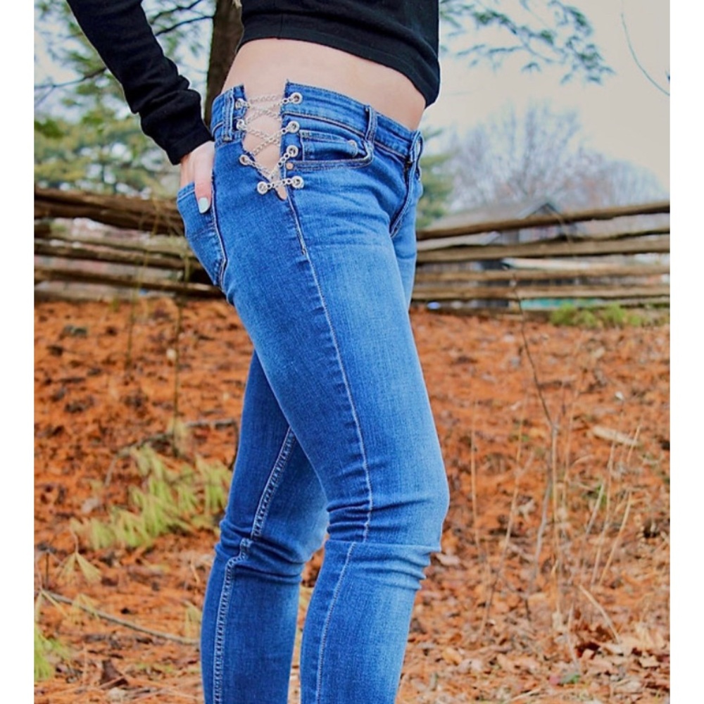 Side Chains - image 1